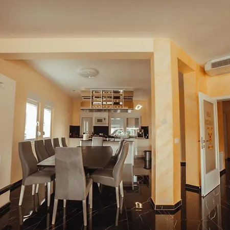Villa Grand Bosnae