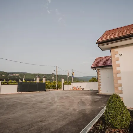 Grand Bosnae Villa *